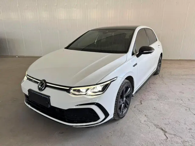 Фотография автомобиля — Volkswagen Golf