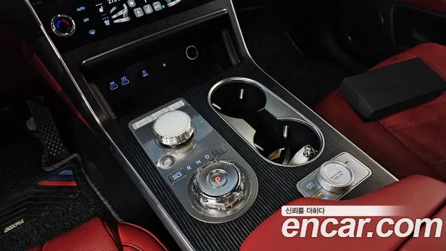 Genesis GV80 — Фото автомобиля 9