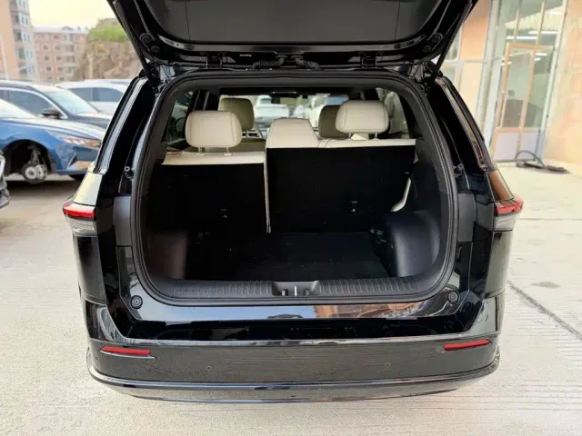 Toyota BoZhi 3X — Фото автомобиля 14