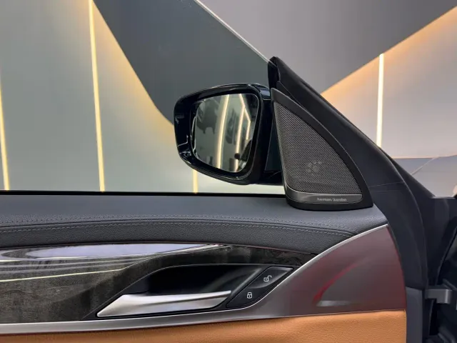 BMW 6 Series Gran Turismo — Фото автомобиля 13