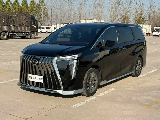 Фотография автомобиля — GAC Trumpchi M8