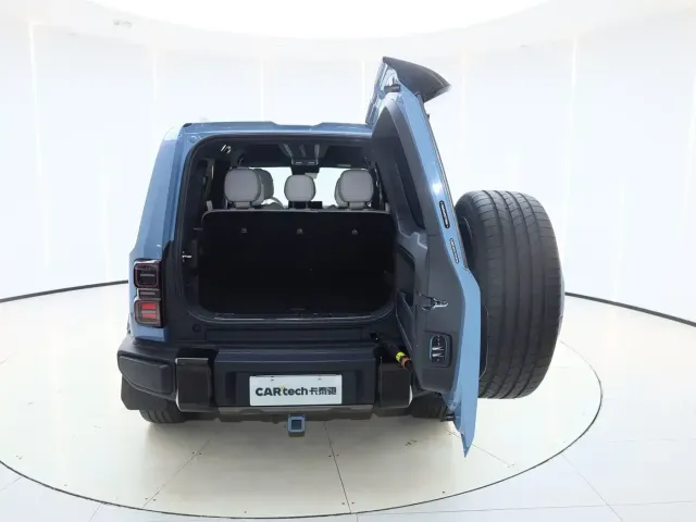 iCAR V27 — Фото автомобиля 9