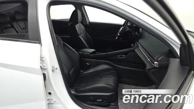 Hyundai Avante — Фото автомобиля 16