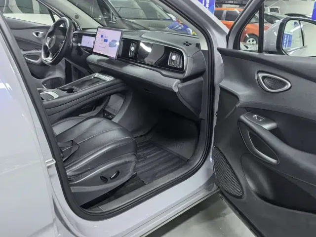 BYD Sealion 05 EV — Фото автомобиля 2