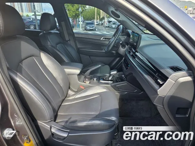 KG_Mobility_Ssangyong Rexton Новый Rexton Sport Khan Дизель 2.2 4WD — Фото автомобиля 12