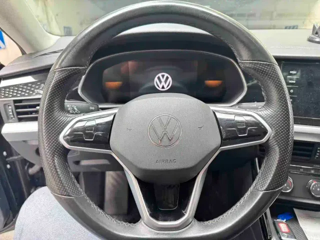 Volkswagen Passat — Фото автомобиля 5