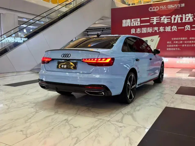 Audi A4L — Фото автомобиля 26