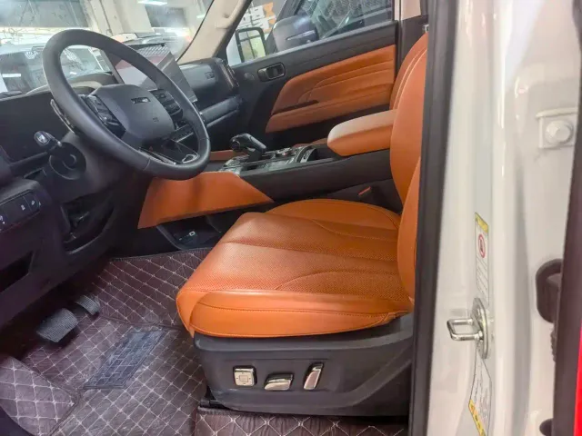 Haval H9 — Фото автомобиля 6