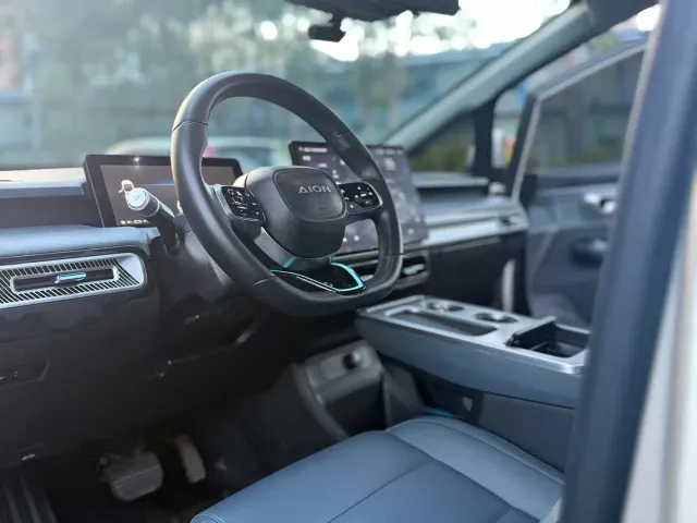 GAC Aion Y — Фото автомобиля 10