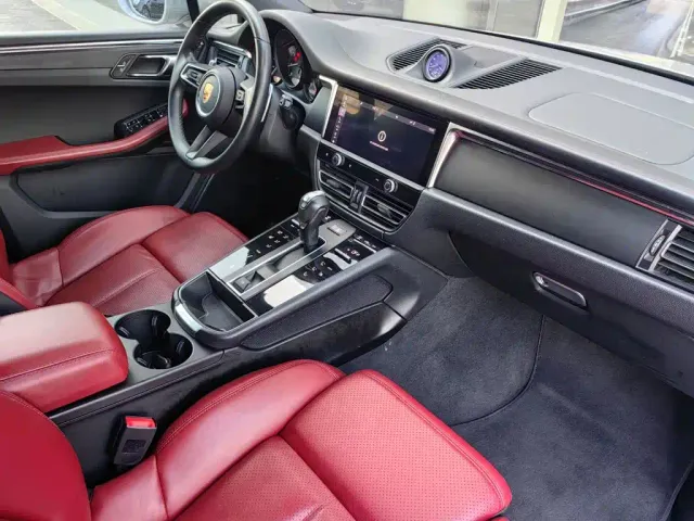 Porsche Macan — Фото автомобиля 20