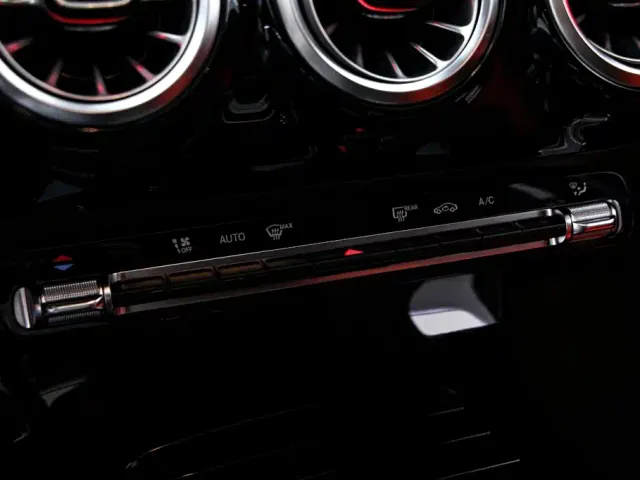 Mercedes-Benz A-Class AMG — Фото автомобиля 9