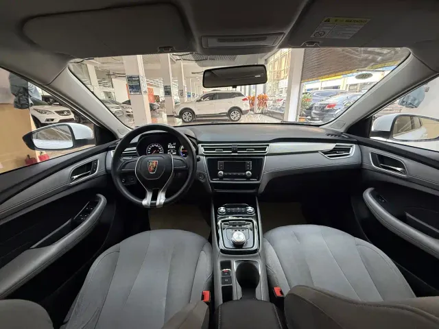 Roewe Ei5 — Фото автомобиля 5