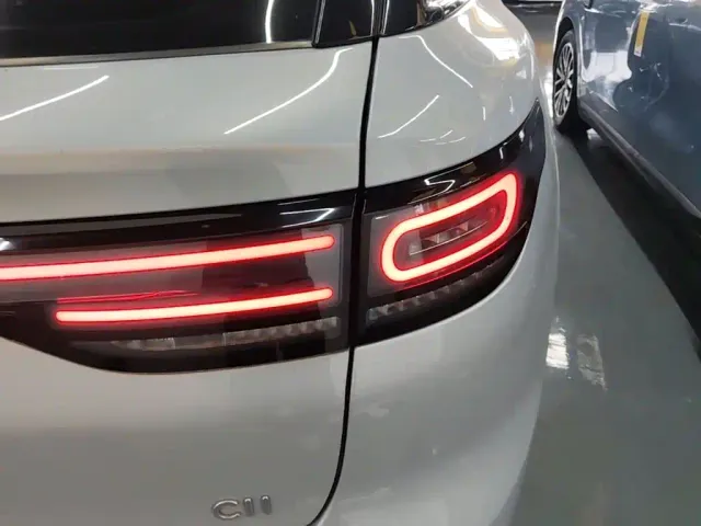 Leapmotor C11 — Фото автомобиля 7