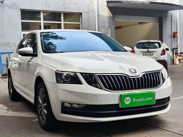 Skoda Octavia — Фото автомобиля 3