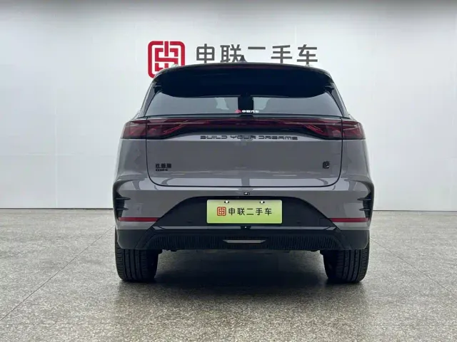BYD Tang — Фото автомобиля 4