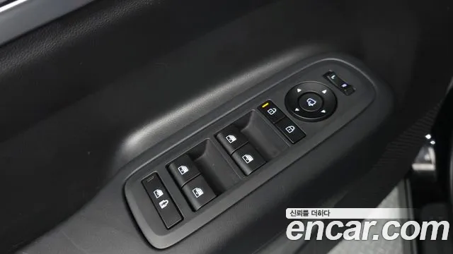 Hyundai Santa Fe MX5 — Фото автомобиля 12