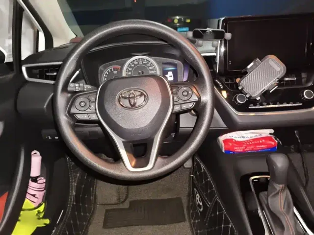 Toyota Corolla — Фото автомобиля 2