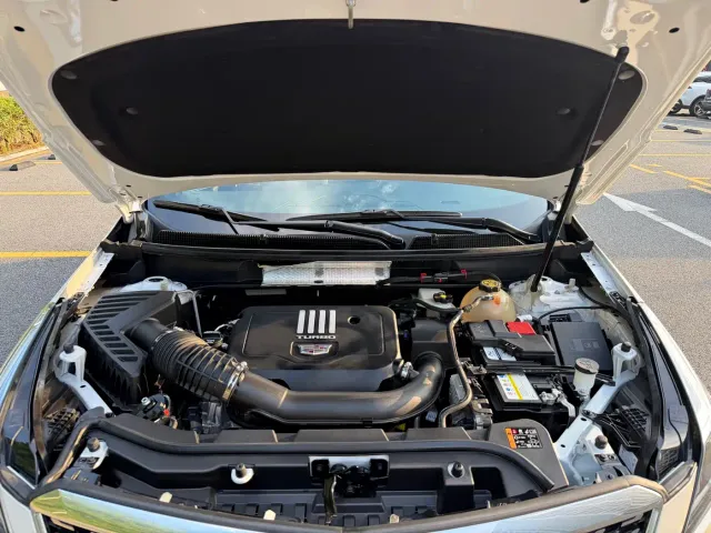 Cadillac XT5 — Фото автомобиля 23