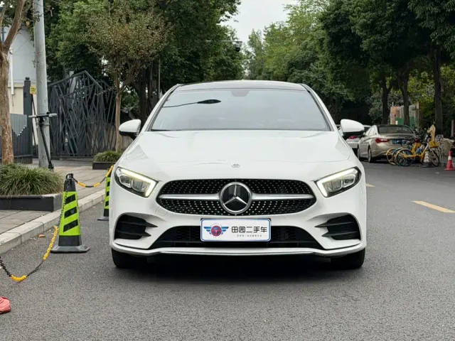 Mercedes-Benz A-Class — Фото автомобиля 2