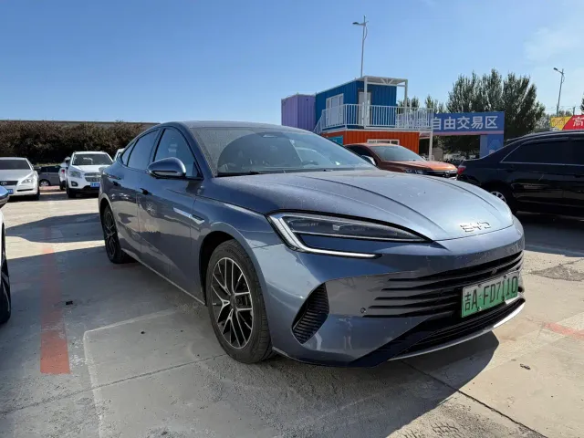 BYD Seal — Фото автомобиля 3