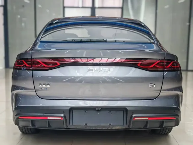BYD Qin L — Фото автомобиля 4