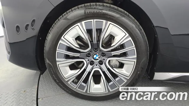BMW 7-Series 7 серия (G70) 740i sDrive Design Pure Excellence — Фото автомобиля 5