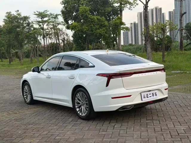 Bestune B70 — Фото автомобиля 14