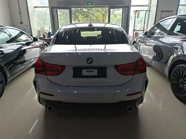 BMW 1 Series — Фото автомобиля 5