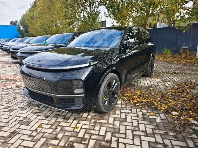 Фотография автомобиля — Li Auto L8