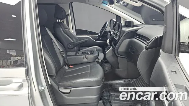 Hyundai Staria — Фото автомобиля 26