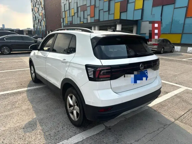 Volkswagen T-Cross — Фото автомобиля 11