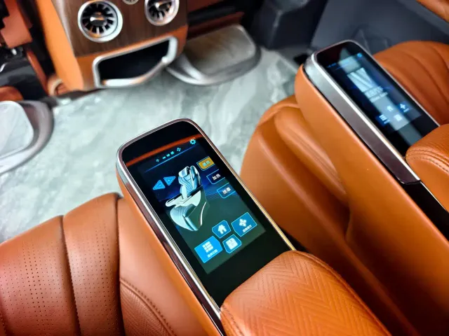 Rhein Auto Traveler — Фото автомобиля 25