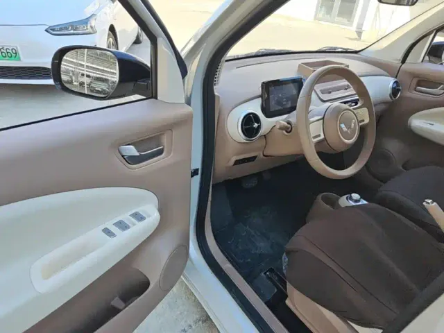 Wuling Hongguang Mini EV — Фото автомобиля 15
