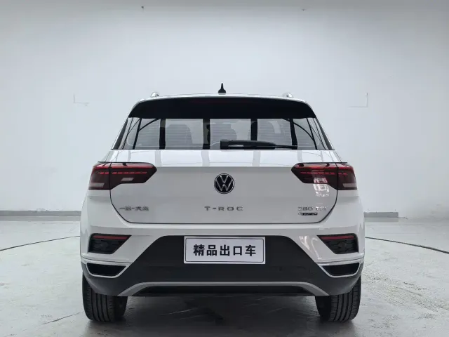 Volkswagen T-Roc — Фото автомобиля 5