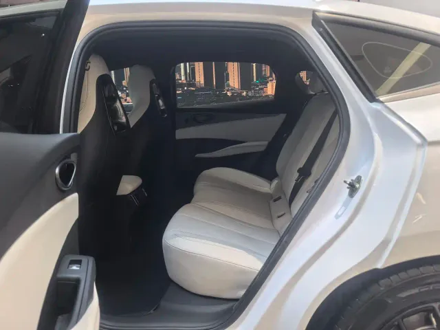 BYD Seal 06 — Фото автомобиля 13