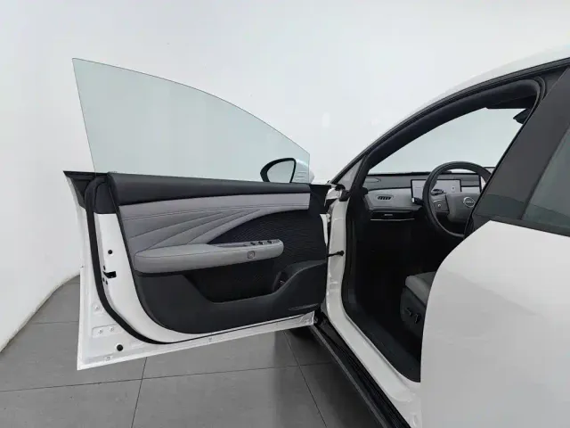 Nissan N7 — Фото автомобиля 8