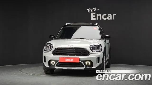 MINI Countryman — Фото автомобиля 3
