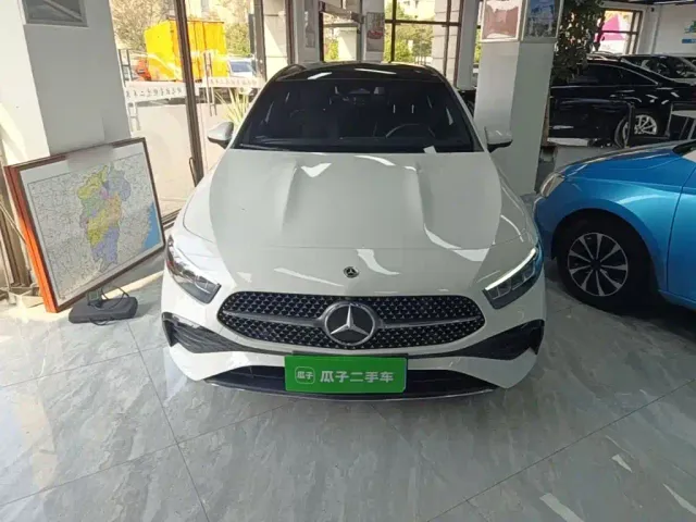 Mercedes-Benz A-Class — Фото автомобиля 2