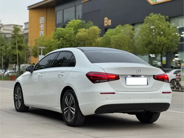 Mercedes-Benz A-Class — Фото автомобиля 6
