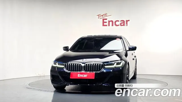 BMW 5 Series G30 — Фото автомобиля 3