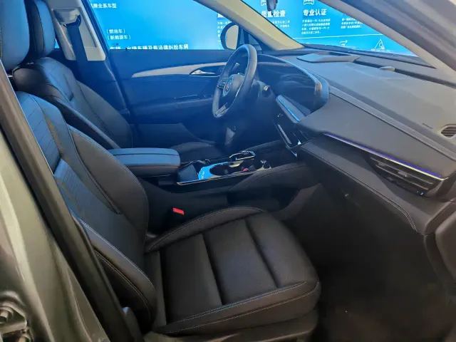 Buick Envision S — Фото автомобиля 3