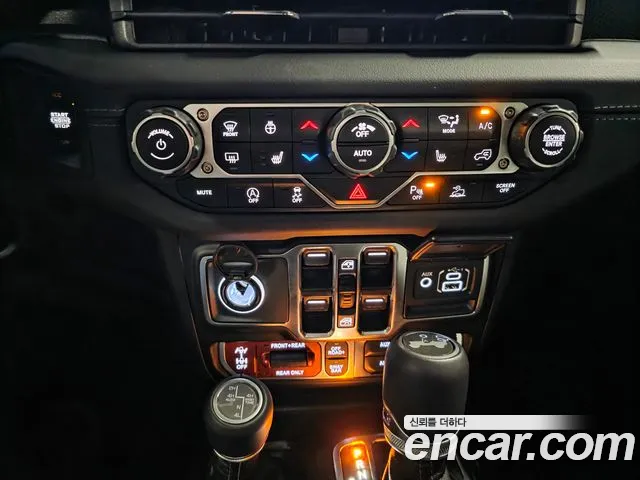Jeep Wrangler Wrangler (JL) — Фото автомобиля 14