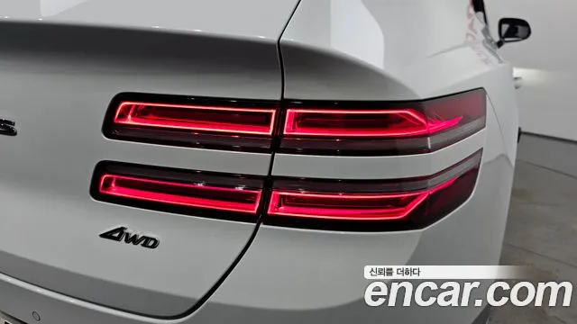 Genesis GV80 2.5T Бензин AWD — Фото автомобиля 23