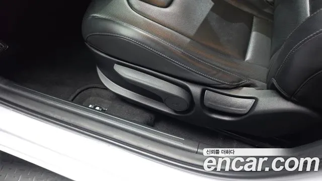 Hyundai Avante CN7 — Фото автомобиля 28