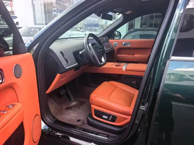 Li Auto L9 — Фото автомобиля 4