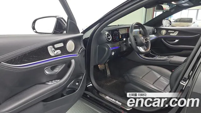 Mercedes-Benz E-Class W213 — Фото автомобиля 10
