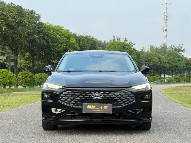 Ford Mondeo — Фото автомобиля 2