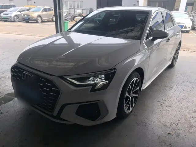 Фотография автомобиля — Audi A3