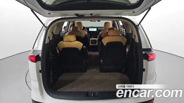 Kia Carnival 4th Gen — Фото автомобиля 26