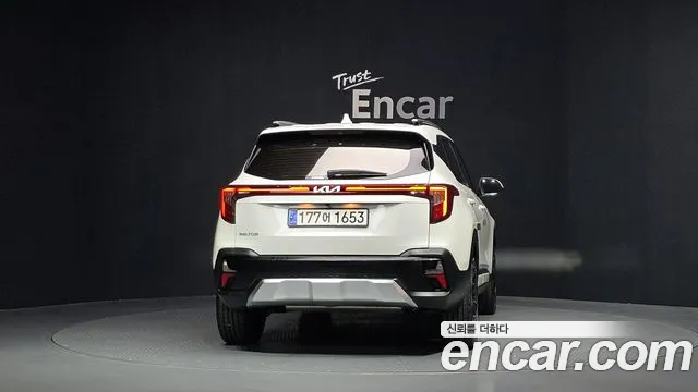 Kia Seltos — Фото автомобиля 4